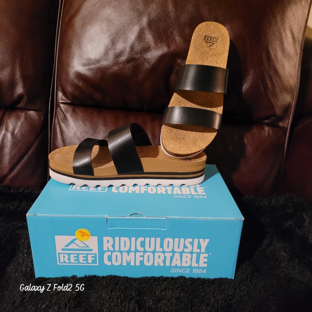 Reef cushion sandals